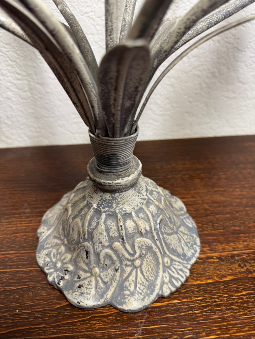 Antique French Metal Candelabra with Ceramic Flowers, 8-Arm Art Nouveau Style - Picture 8 of 10